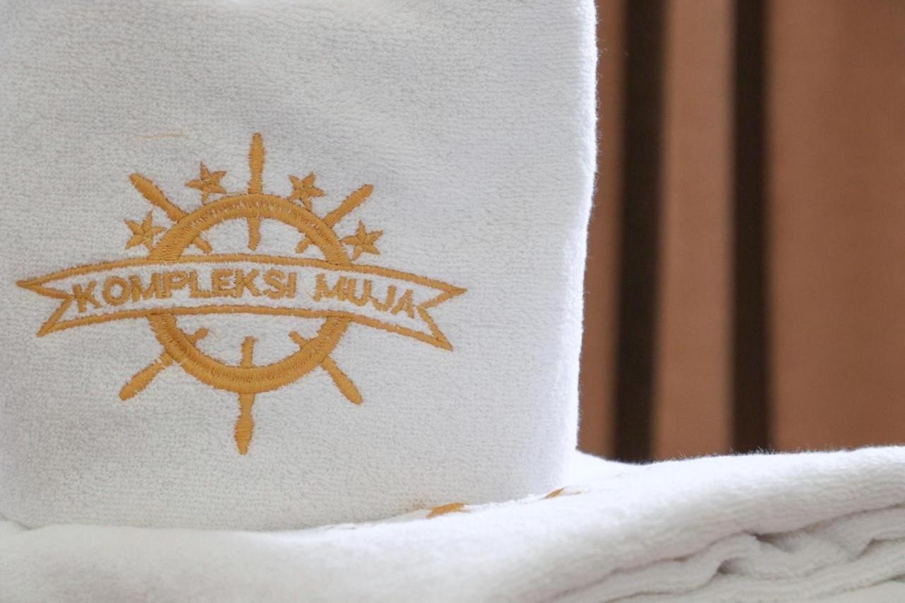 Kompleksi Muja Velipojë Buitenkant foto